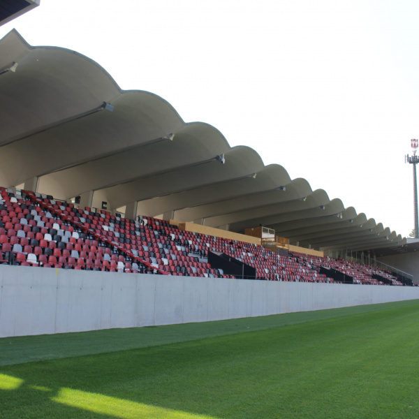 Открытие нового стадиона «Друзо» в Больцано, готового принять Серию B
