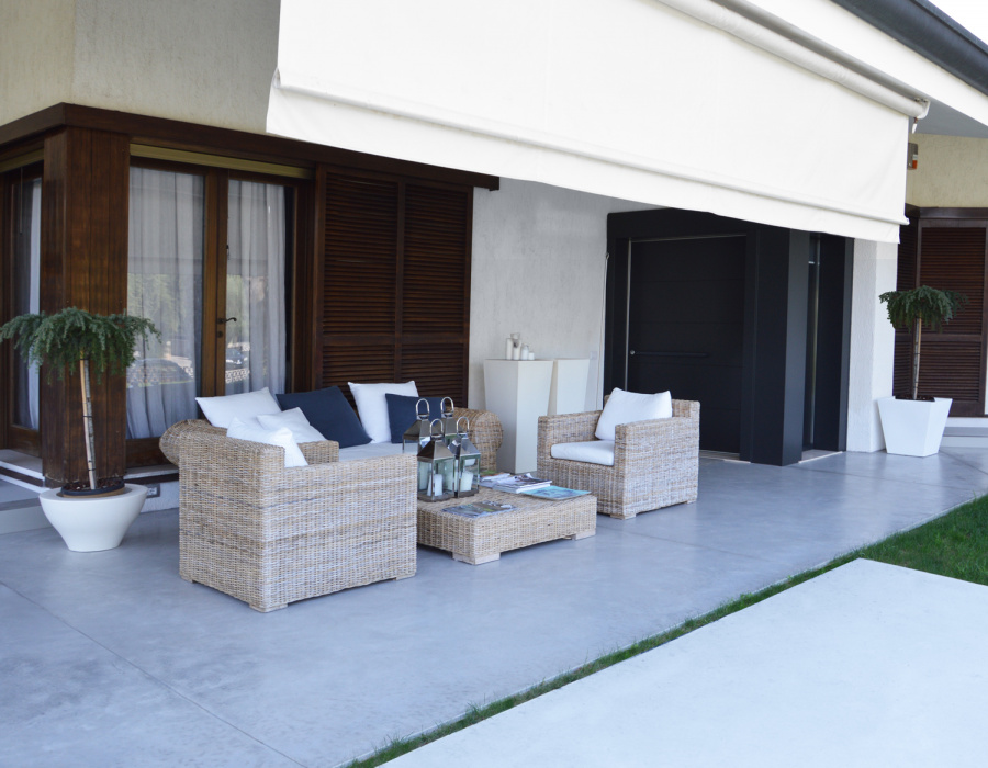 Deco Nuvolato Grip non-slip flooring. Private villa, Tombolo (PD). Project by Carlo Tomaso Lucchese 2