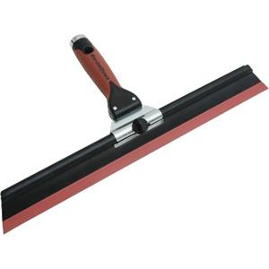 Adjustable squeegee outlet