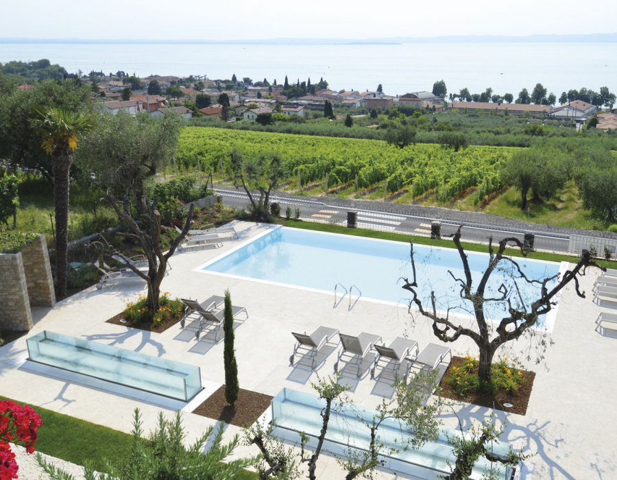 nella provincia di Verona bordo piscina esterno